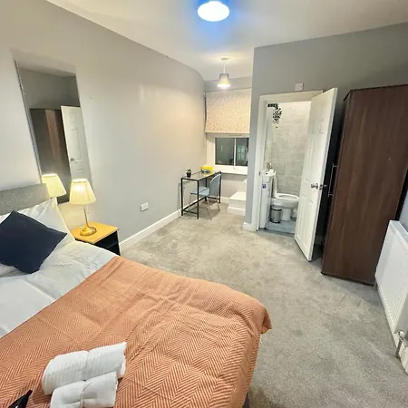 Modern En-Suite Rooms By Finsbury Park Station 8 Mins To King'S Cross By Tube Londres Exterior foto