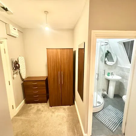 Modern En-Suite Rooms By Finsbury Park Station 8 Mins To King'S Cross By Tube Londres Exterior foto