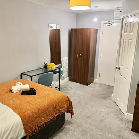 Modern En-Suite Rooms By Finsbury Park Station 8 Mins To King'S Cross By Tube Londres Exterior foto