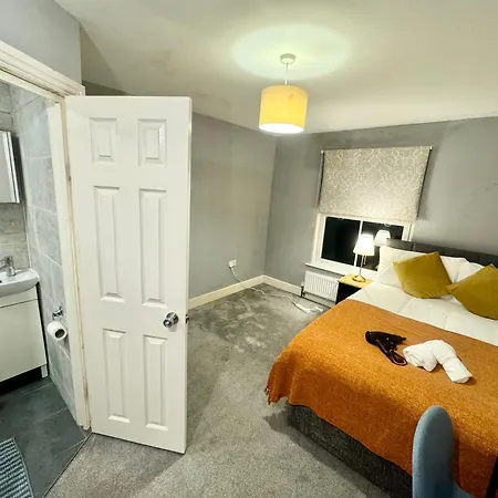 Modern En-Suite Rooms By Finsbury Park Station 8 Mins To King'S Cross By Tube Londres Exterior foto