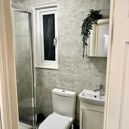 Modern En-Suite Rooms By Finsbury Park Station 8 Mins To King'S Cross By Tube Londres Exterior foto