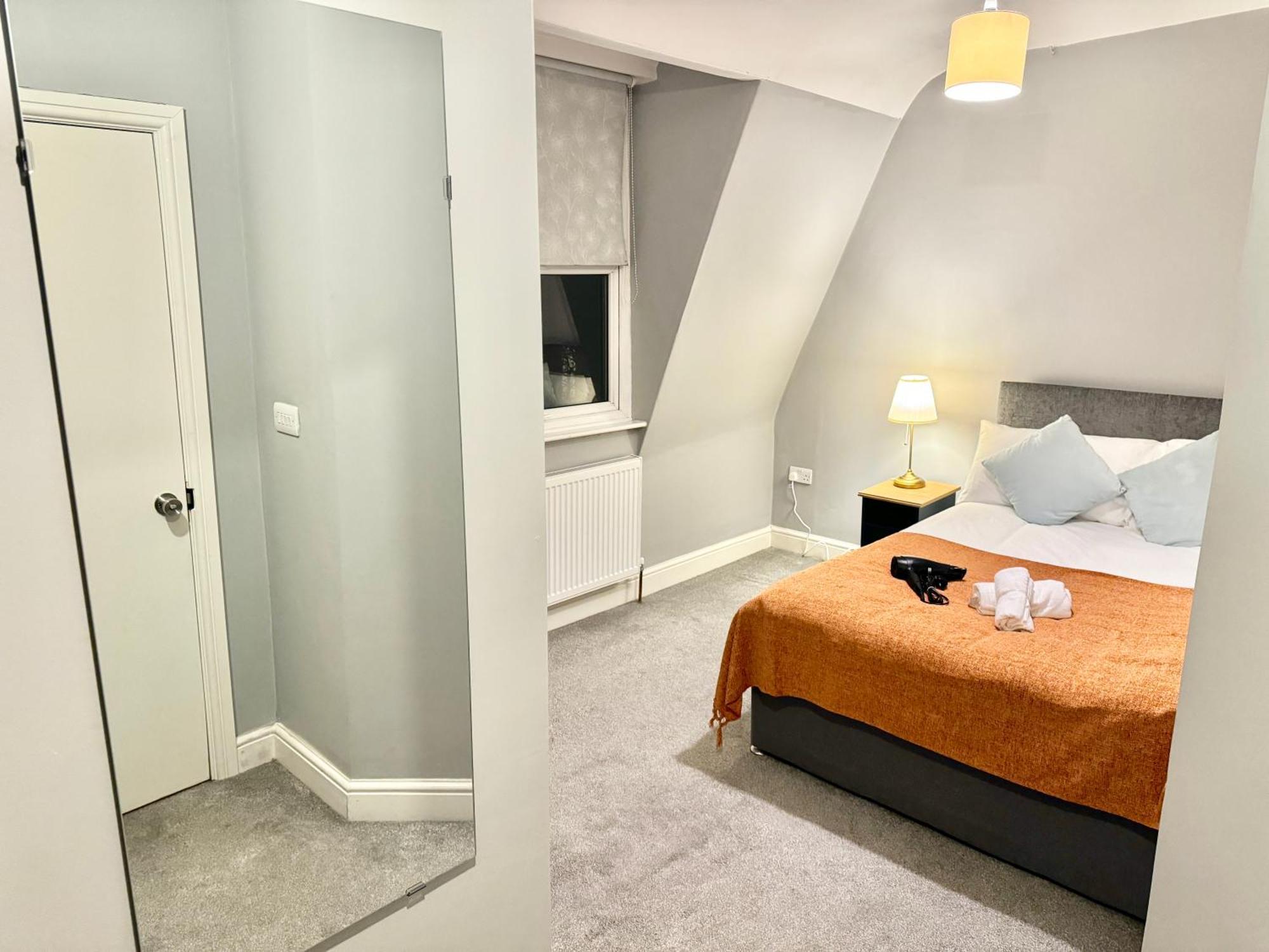 Modern En-suite By Finsbury Park Station 8 Mins To King's Cross By Tube