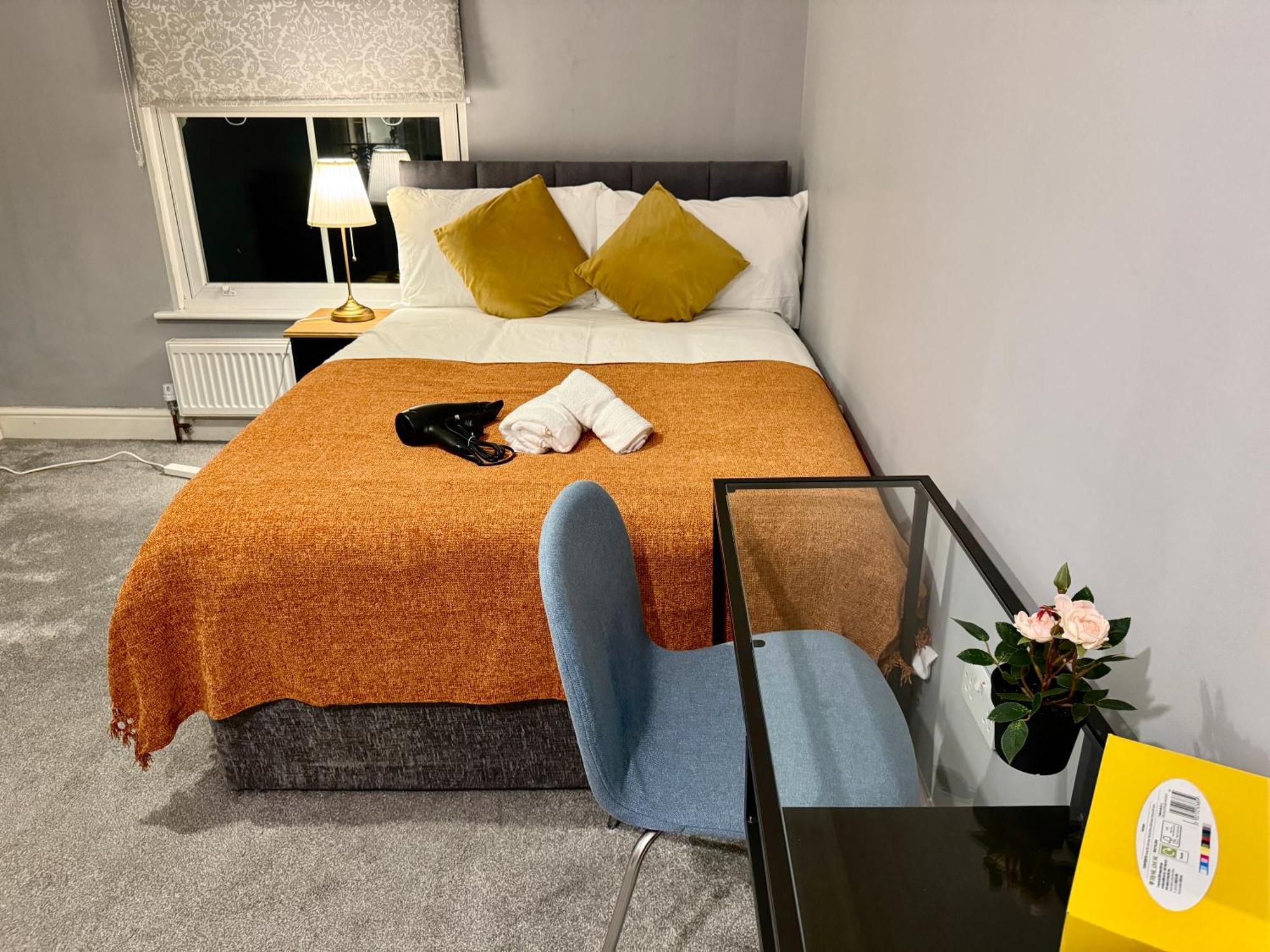 Modern En-suite By Finsbury Park Station 8 Mins To King's Cross By Tube London