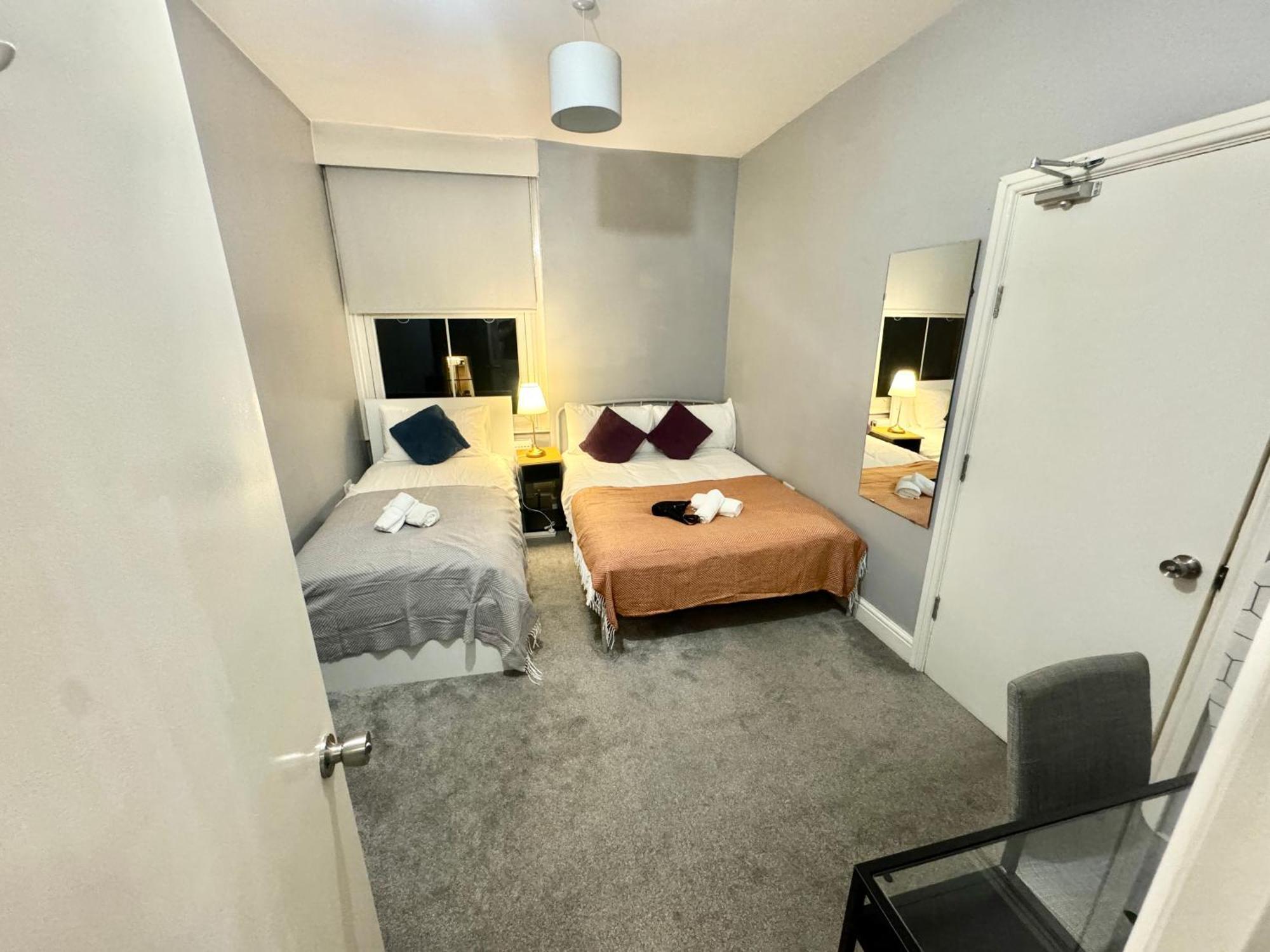 Modern En-suite By Finsbury Park Station 8 Mins To King's Cross By Tube * London